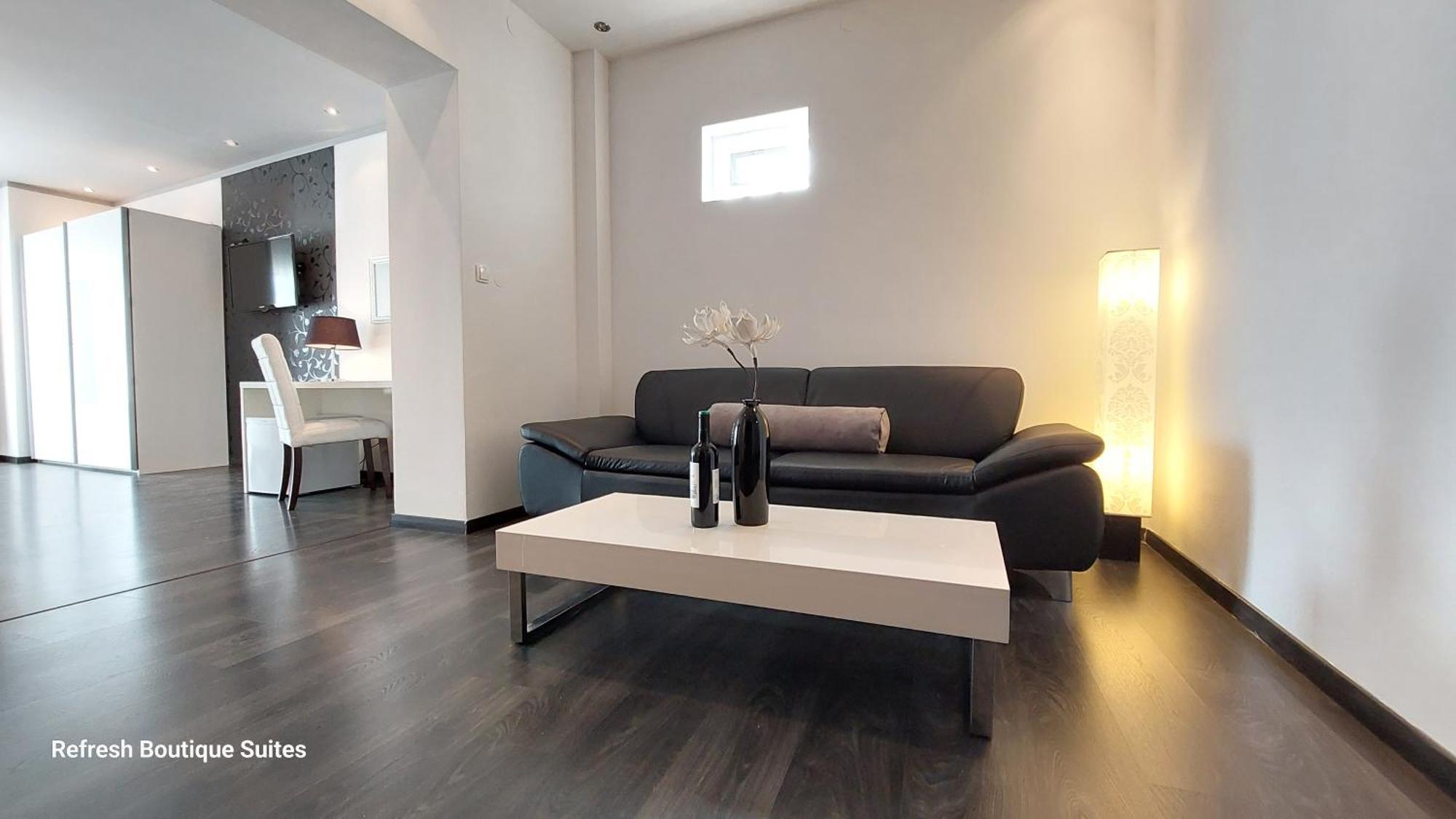 Refresh Boutique Suites - Central Point Vodice Habitación foto