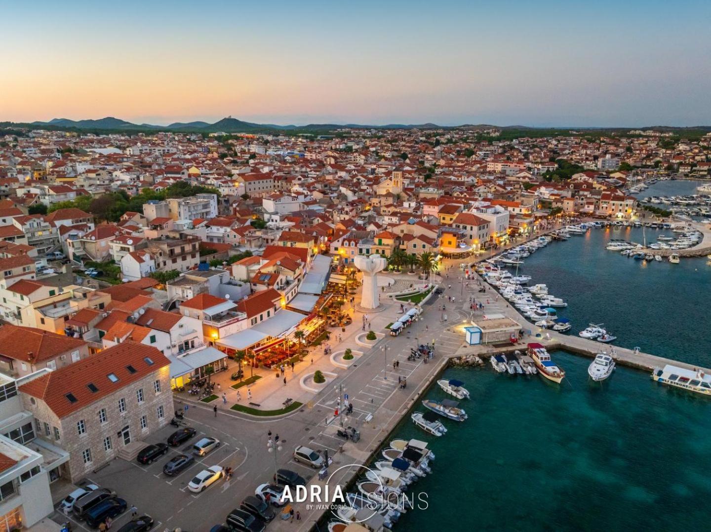 Refresh Boutique Suites - Central Point Vodice Exterior foto