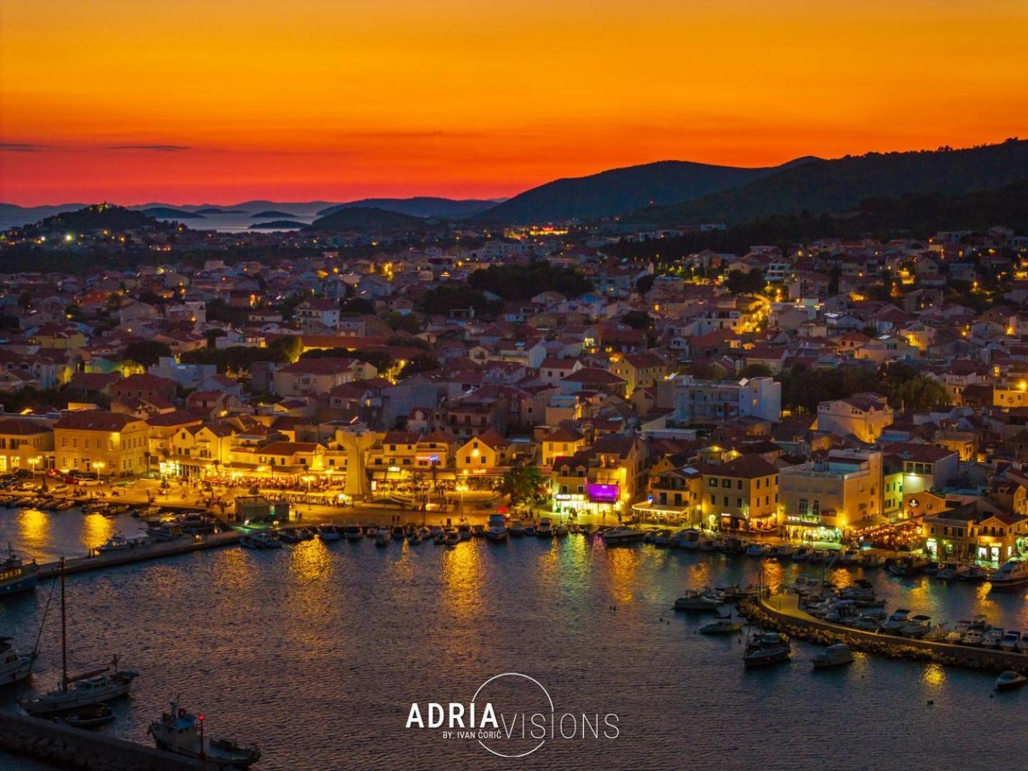 Refresh Boutique Suites - Central Point Vodice Exterior foto